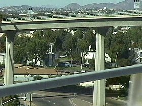 252-high_bridge2.jpg (24528 bytes)