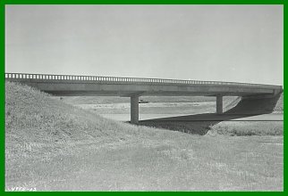 395-71_intersection_1956.jpg (15655 bytes)