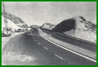 immediately_south_of_cajon_summit_1955.jpg (21563 bytes)