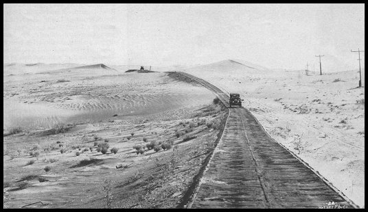 plank_rd_with_car_1916.jpg (45108 bytes)
